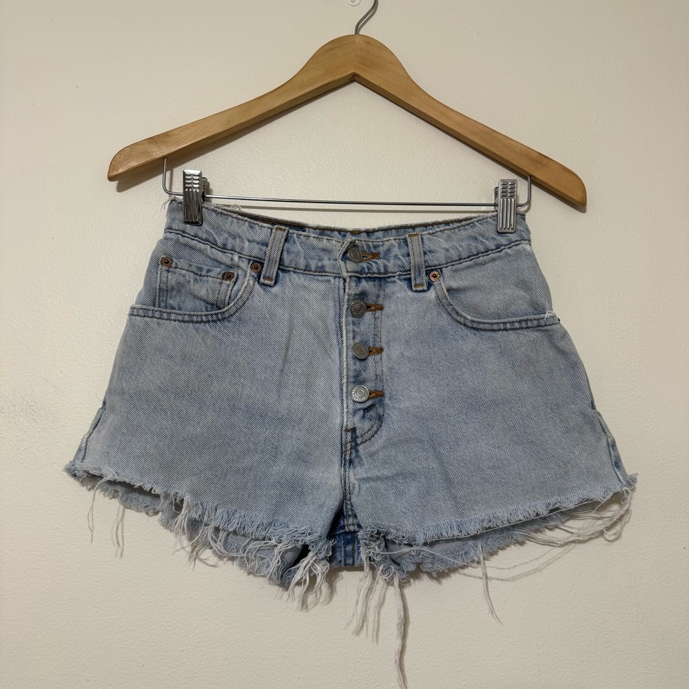 Vintage Levi’s Button Fly Cutoff Light Wash Denim Shorts